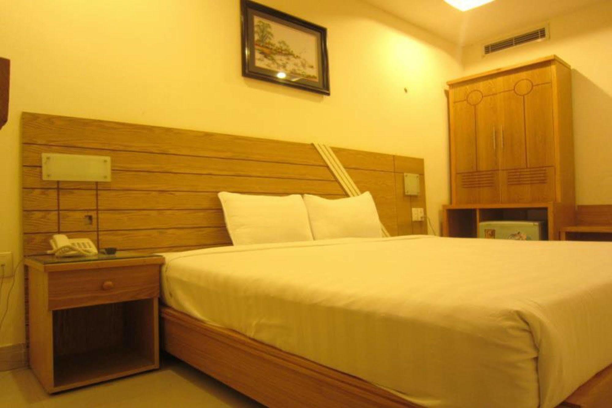 Song Anh Hotel 1 Ho Chi Minh City Exterior photo