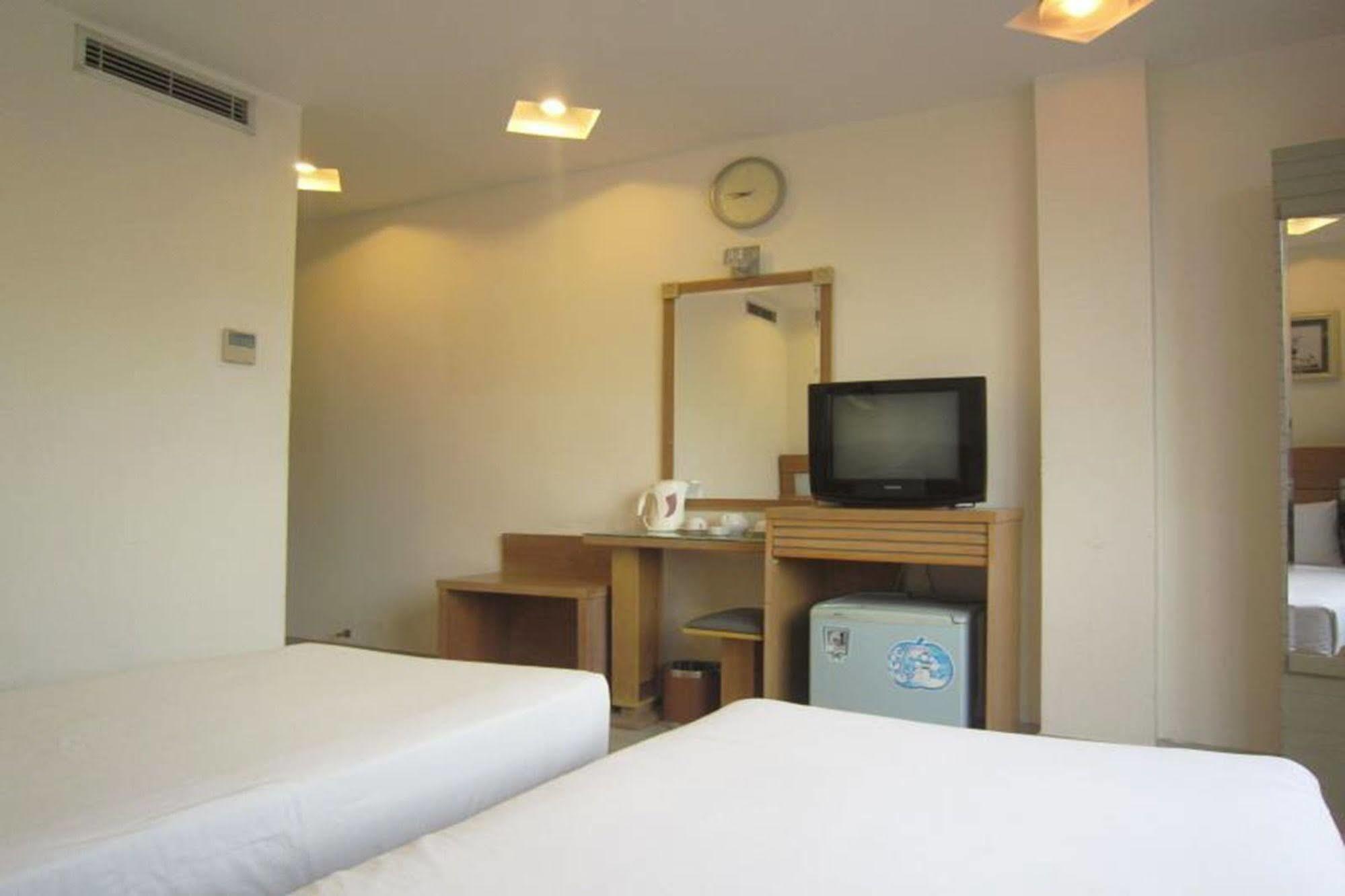 Song Anh Hotel 1 Ho Chi Minh City Exterior photo