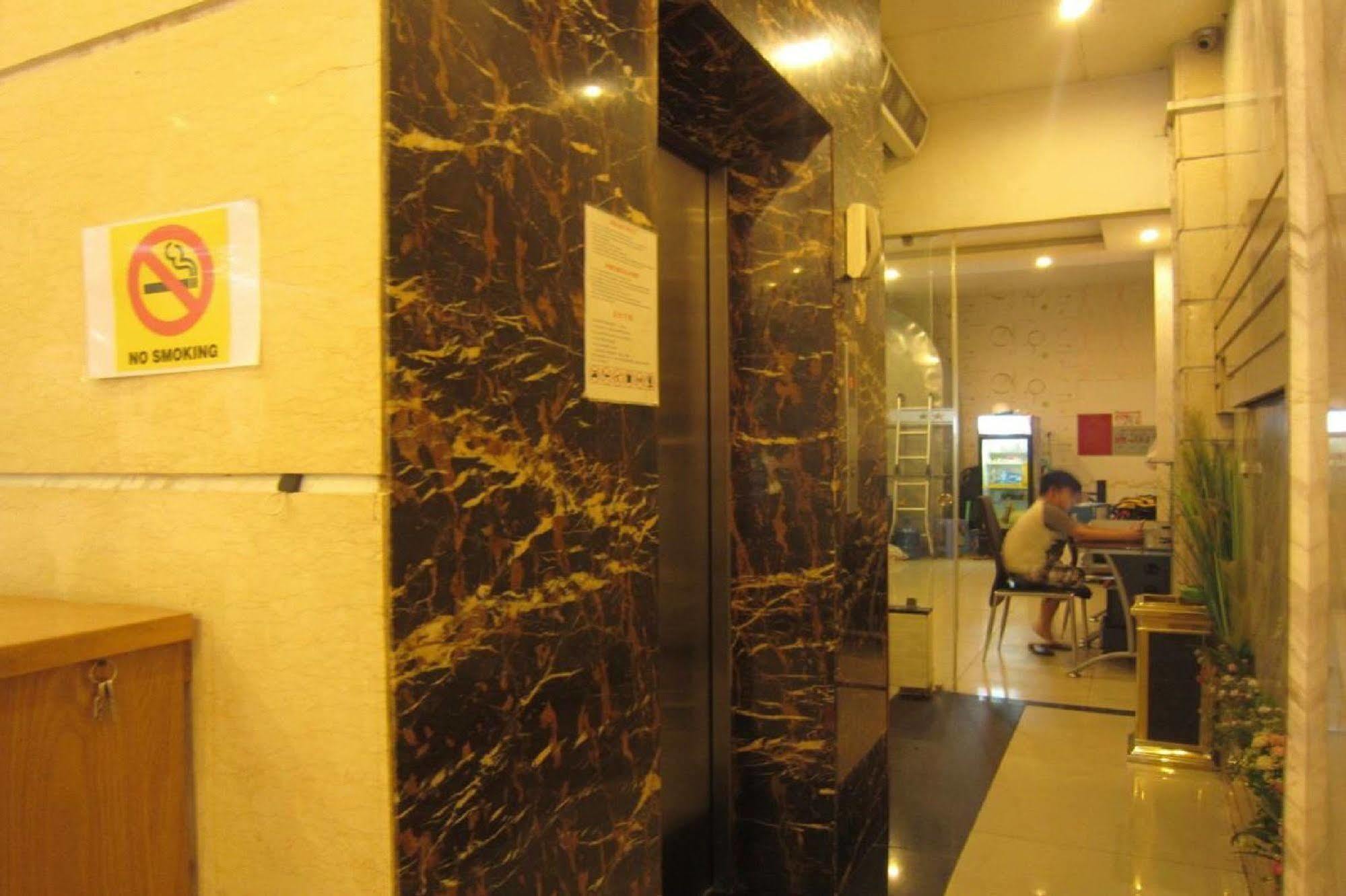 Song Anh Hotel 1 Ho Chi Minh City Exterior photo